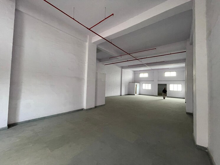 Room, vasai east Commercial Warehouse 15000 Sq.Ft. In Vasai East Palghar 9005087