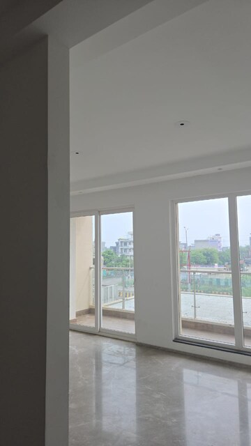 Room in 3 BHK Apartment at Ace Starlit, Sector 152 – for Rent