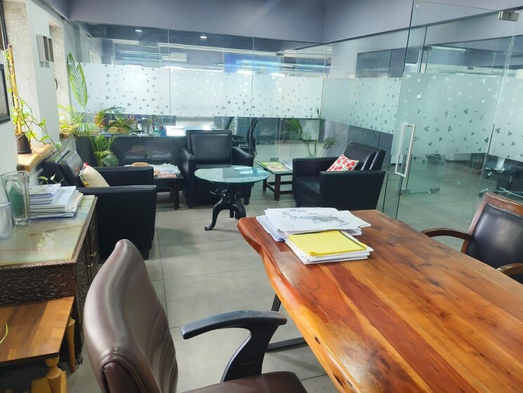 Team Area, lower parel Commercial Office Space 3279 Sq.Ft. In Lower Parel Mumbai 9005091