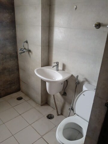 Bathroom in 4 BHK Apartment at Nirala Aspire, Sector 16 Greater Noida – for Sale