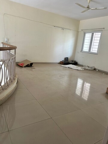 Room in 3 BHK Villa at Gera GreensVille SkyVillas, Kharadi – for Rent