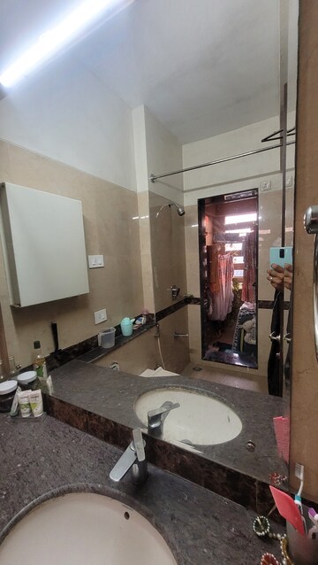 Attached Bathroom in 2 BHK Apartment at K Raheja Raheja Residency, Malad East – for Rent
