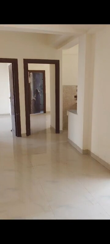 Room in 3 BHK Apartment at DPL Flora Heritage, Sector 1 Greater Noida – for Sale
