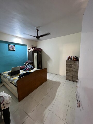 Furnished Amenities in 1 BHK Apartment at Yashraj Park CHS, Kasarvadavali – for Sale
