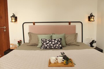 Furnished Amenities in 4 BHK Apartment at Vastrapur – for Rent