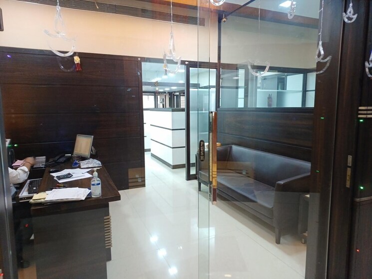 Kitchen, marathon-nextgen-innova Commercial Office Space 1700 Sq.Ft. In Lower Parel Mumbai 9005180