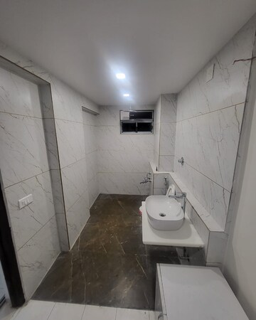 Bathroom in 4 BHK Apartment at Vastrapur – for Rent