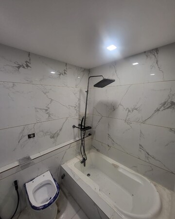 Bathroom in 4 BHK Apartment at Vastrapur – for Rent