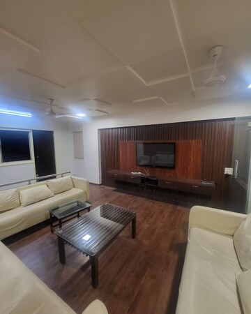 Living Room in 4 BHK Apartment at Vastrapur – for Rent