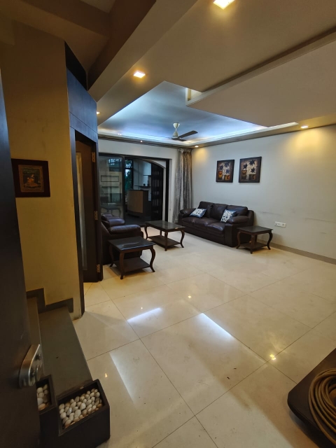 3.5 BHK + Study Room Villa For Rent in Talera Park
