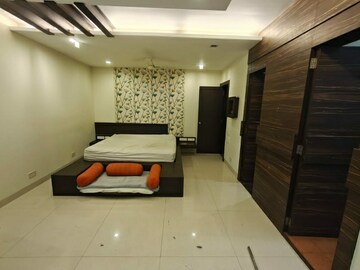 Team Area in 3.5 BHK Villa at Talera Park, Kalyani Nagar – for Rent