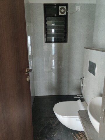 Room in 2 BHK Apartment at Modirealty Vatvriksh, Goregaon West – for Rent