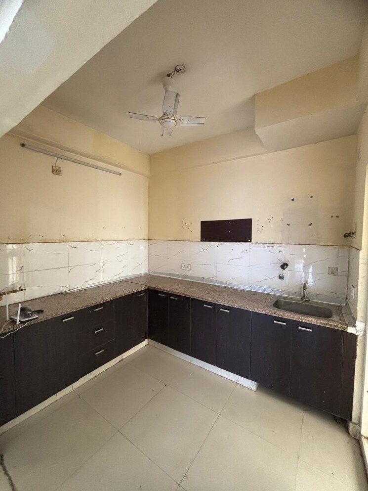 Kitchen, eldeco-live-by-the-greens 2 Bedroom 1140 Sq.Ft. Apartment In Sector 150 Noida 9005297