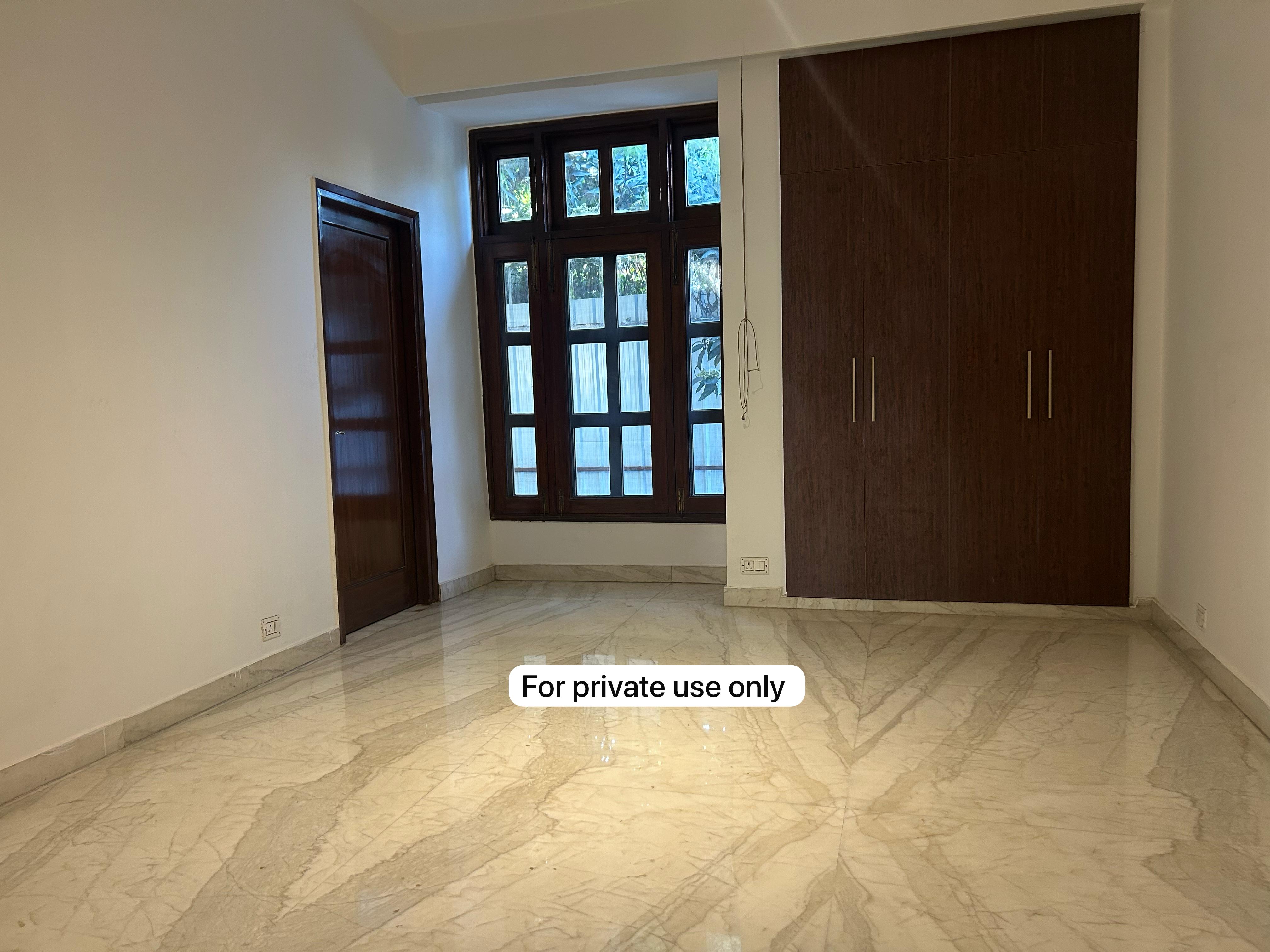 5 BHK + Servant Room Independent House For Sale in Neeti Bagh