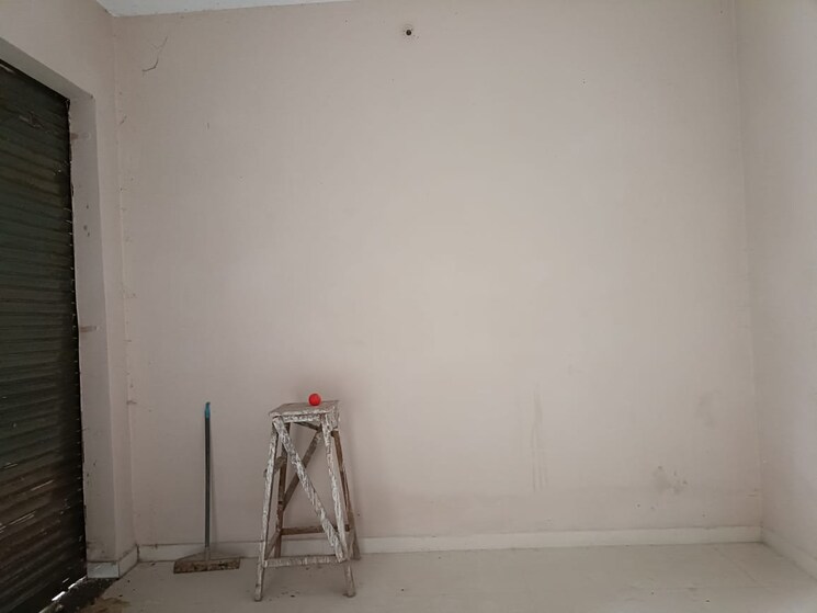 Room, evershine-city Commercial Shop 500 Sq.Ft. In Vasai East Palghar 9005458