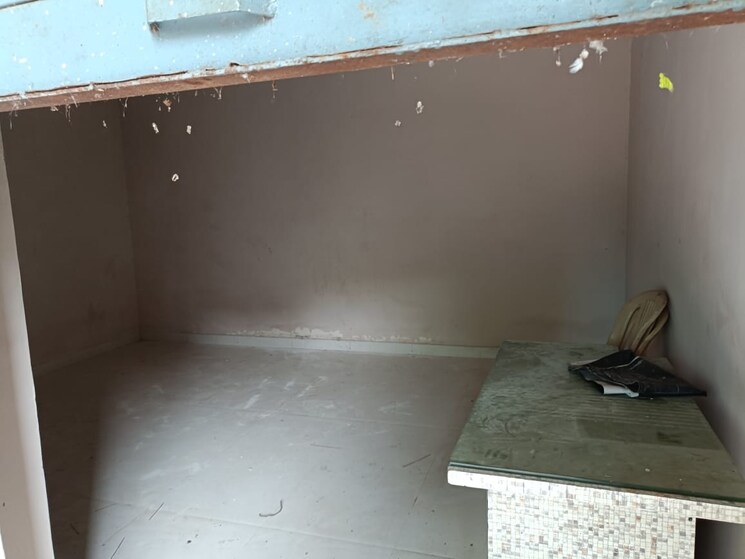 Room, evershine-city Commercial Shop 500 Sq.Ft. In Vasai East Palghar 9005458