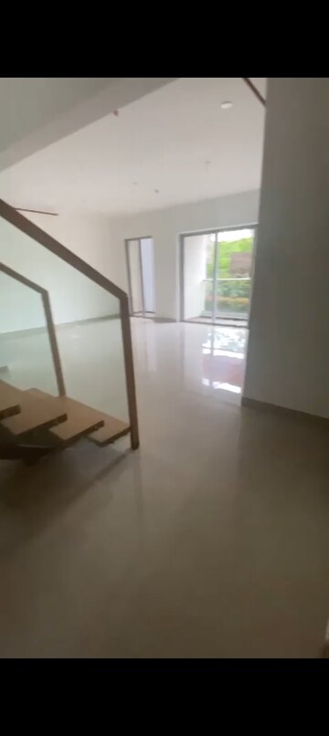 Room in 6+ BHK Penthouse at Piramal Revanta, Mulund West – for Sale