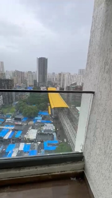 Swimming Pool in 3 BHK Apartment at Level The Residences, Andheri West – for Rent