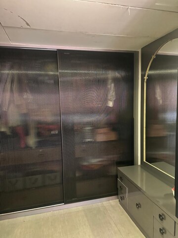Furnished Amenities in 2 BHK Apartment at Ireo Skyon, Sector 60 – for Rent