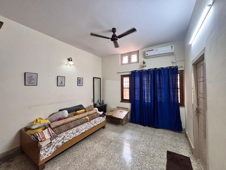 Bedroom, indiranagar 4 Bedroom 3000 Sq.Ft. Apartment In Indiranagar Bangalore 9005541