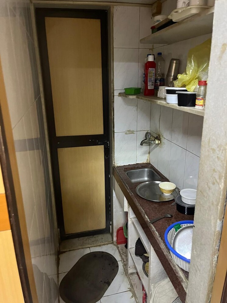 Kitchen, mig-colony-bandra Commercial Office Space 600 Sq.Ft. In Bandra East Mumbai 9005562