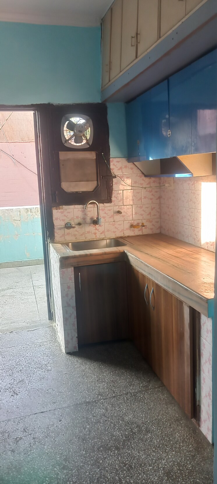 Kitchen, ip extension 1.5 Bedroom 850 Sq.Ft. Apartment In Ip Extension Delhi 9005571