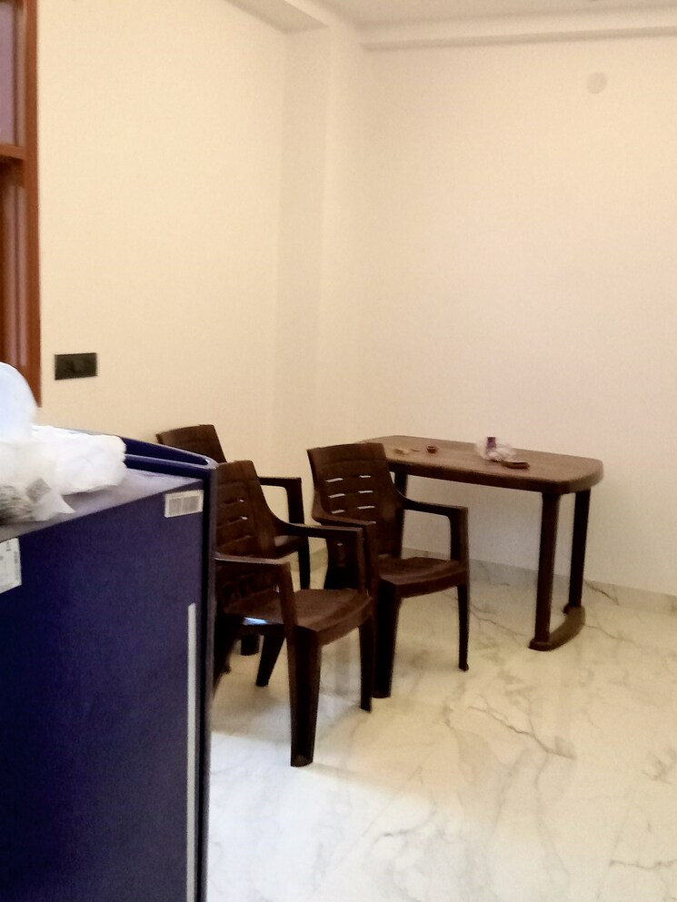 Gym, neb sarai 1 Bedroom 450 Sq.Ft. Builder Floor In Neb Sarai Delhi 9005601