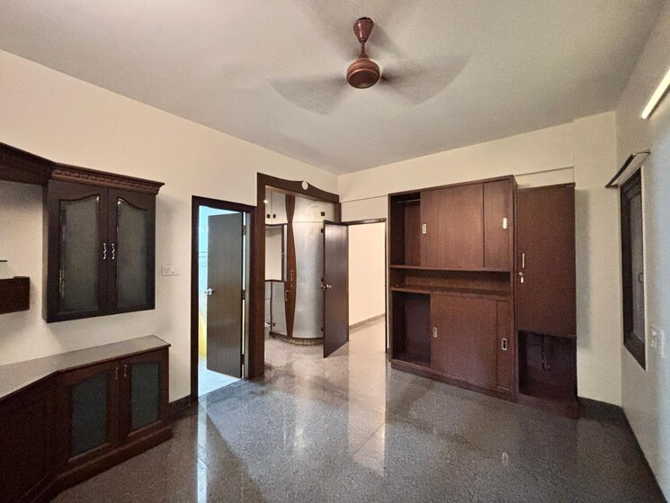 Room, cambridge layout 3 Bedroom 2000 Sq.Ft. Apartment In Cambridge Layout Bangalore 9005588