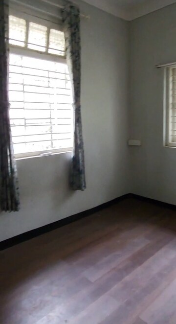 Room in 2 BHK Apartment at Ketan Apartments Dadar East, Dadar East – for Rent