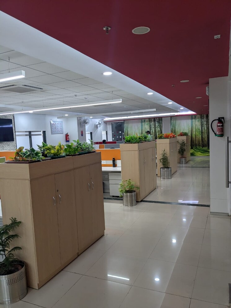 Team Area, hoshangabad road Commercial Office Space 1500 Sq.Ft. In Hoshangabad Road Bhopal 9005618