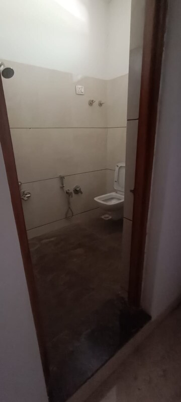 Bathroom in 3 BHK Villa at Sanand – for Rent