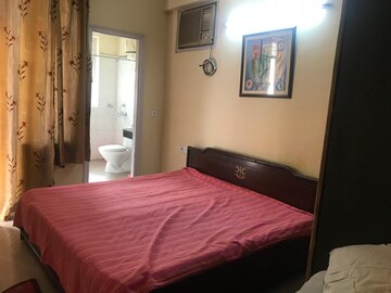 Bedroom in 3 BHK Apartment at Today Florina Floors, Sector 51 – for Rent