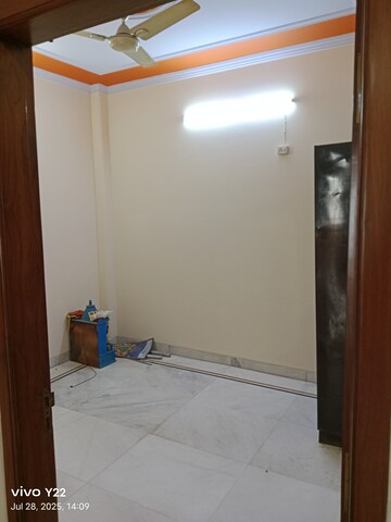 3 BHK Builder Floor For Rent in Laxmi Nagar