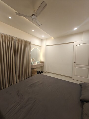 Room in 2 BHK Apartment at Unicons Nirmitee Echinus Court, Balewadi – for Rent
