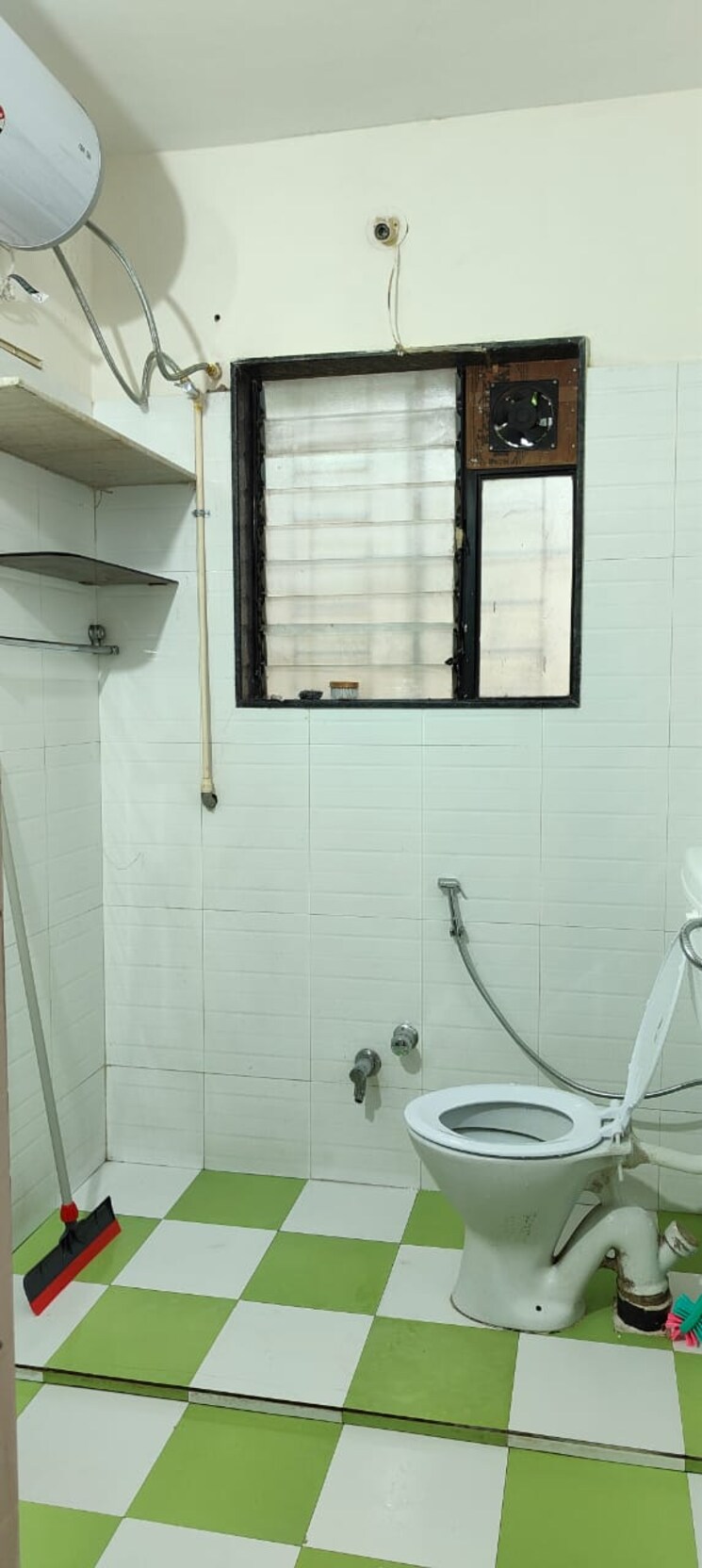 Bathroom, senapati bapat road Pg For Girls In Senapati Bapat Road 9005680