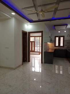 2 BHK Builder Floor For Sale in RPS Palm Drive