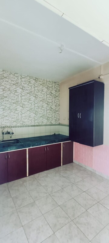 Furnished Amenities in 1 BHK Apartment at Kharadi – for Rent