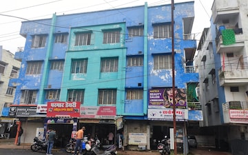 Showroom For Sale in Mp Nagar
