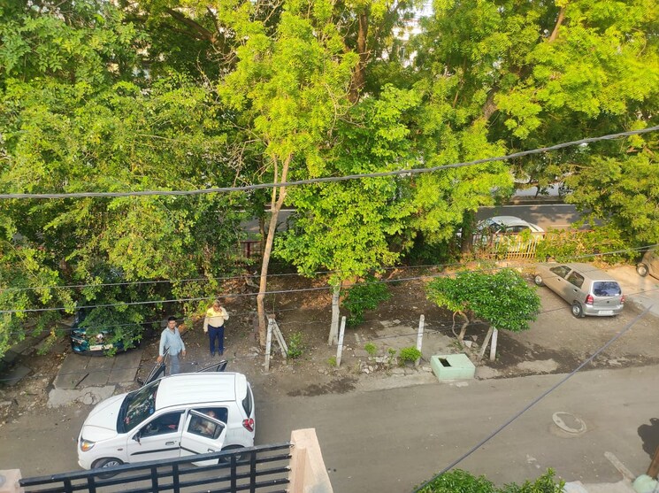 Garden, kotra sultanabad 2 Bedroom 700 Sq.Ft. Builder Floor In Kotra Sultanabad Bhopal 9005705