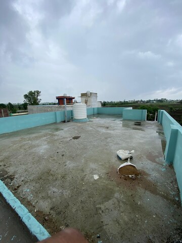 Swimming Pool in 3 BHK Independent House at Kolar Road – for Sale