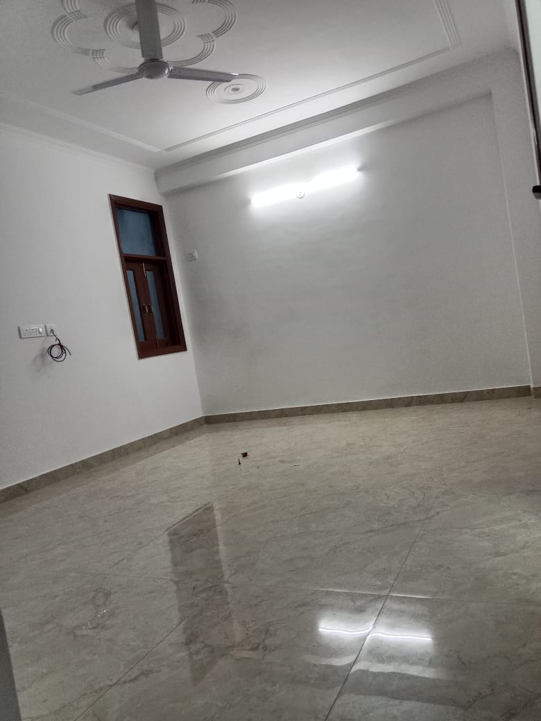 2 BHK Builder Floor For Rent in Paryavaran Complex