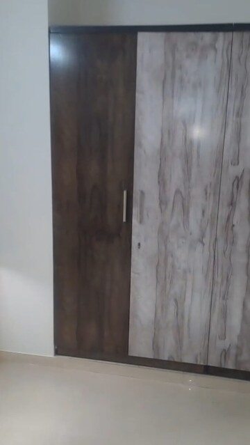 Bedroom in 2.5 BHK Apartment at Neelkanth Palms Phase 2, Thane West – for Rent