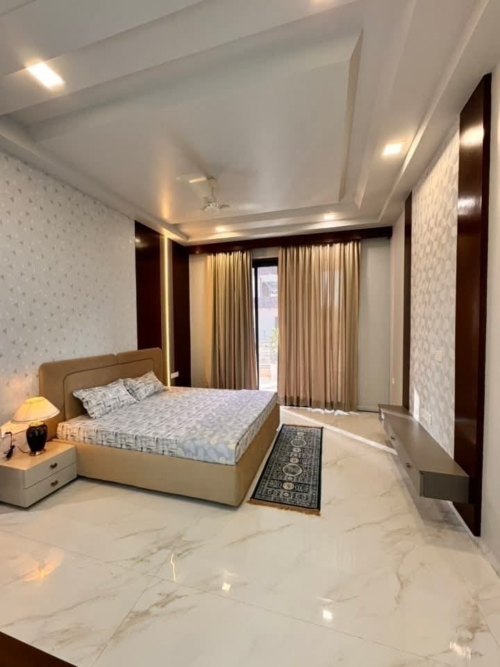 2 BHK + Pooja Room,Study Room Builder Floor For Sale in Ultra Luxury Apartment dw