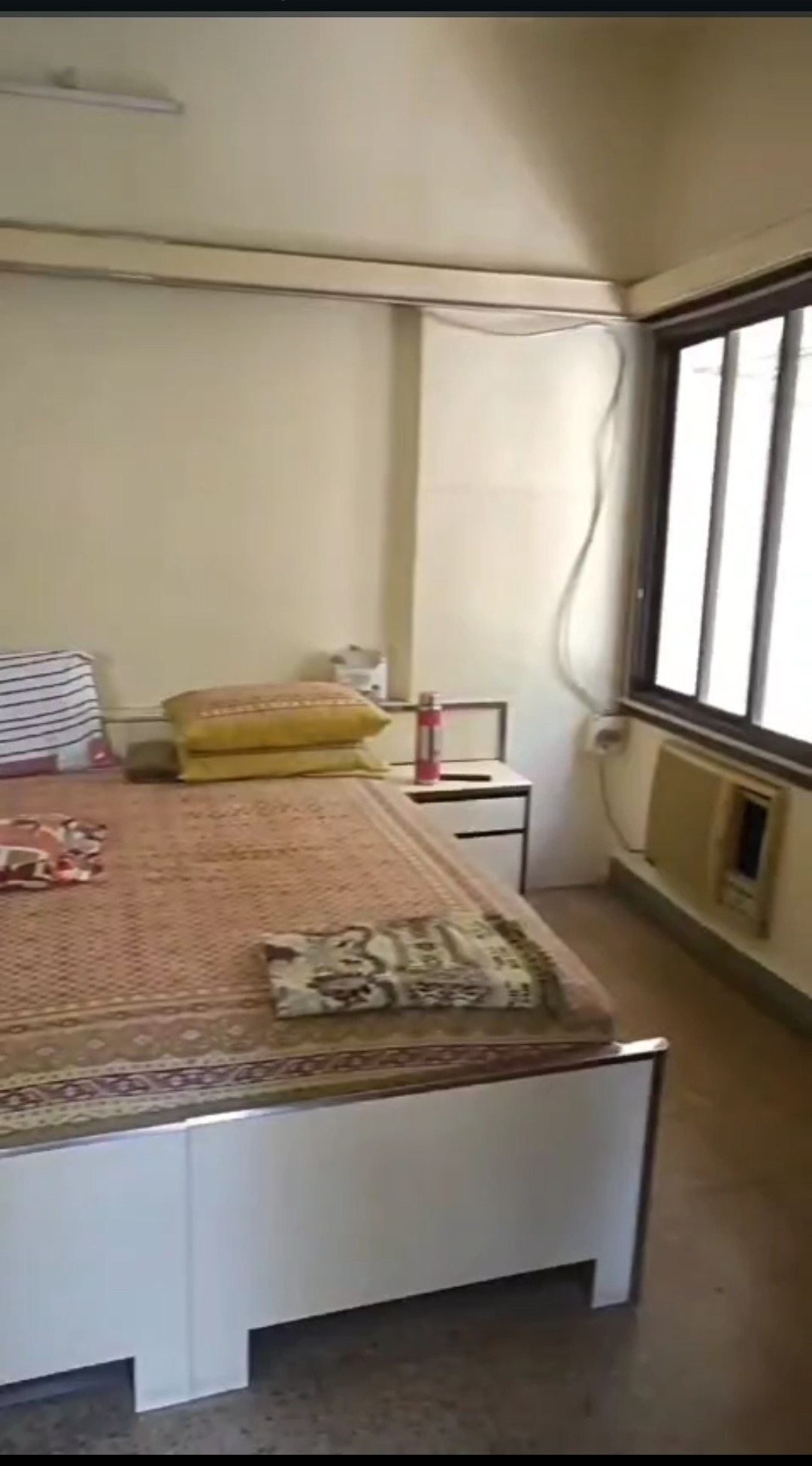 2 BHK Apartment For Rent in Dhanlaxmi Apartment Dadar East