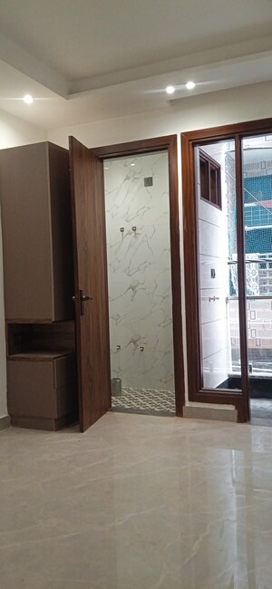 Room in 2 BHK Builder Floor at Mahavir Enclave 1 – for Sale