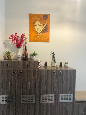 Furnished Amenities in 2.5 BHK Apartment at Prestige Lakeside Habitat, Varthur – for Rent