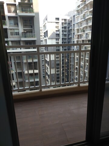 Bathroom in 4 BHK Apartment at Kalyani Nagar – for Rent