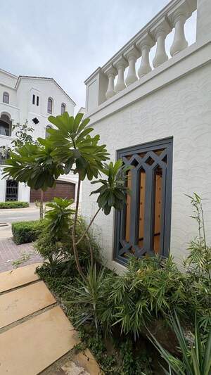 Balcony in 4 BHK Villa at Shalimar One World Valencia County, Malesemau – for Sale