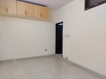 Room in 1 BHK Apartment at Sarita Vihar – for Rent