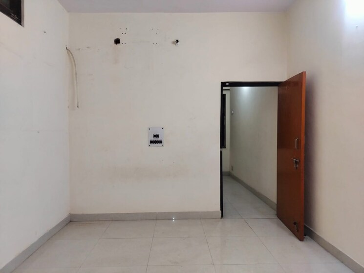 Room, sarita vihar 1 Bedroom 450 Sq.Ft. Apartment In Sarita Vihar Delhi 9005919